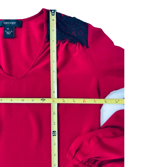 Karen Kane Red With Black Lace Rayon Blouse Sz XS - Picture 5 of 10